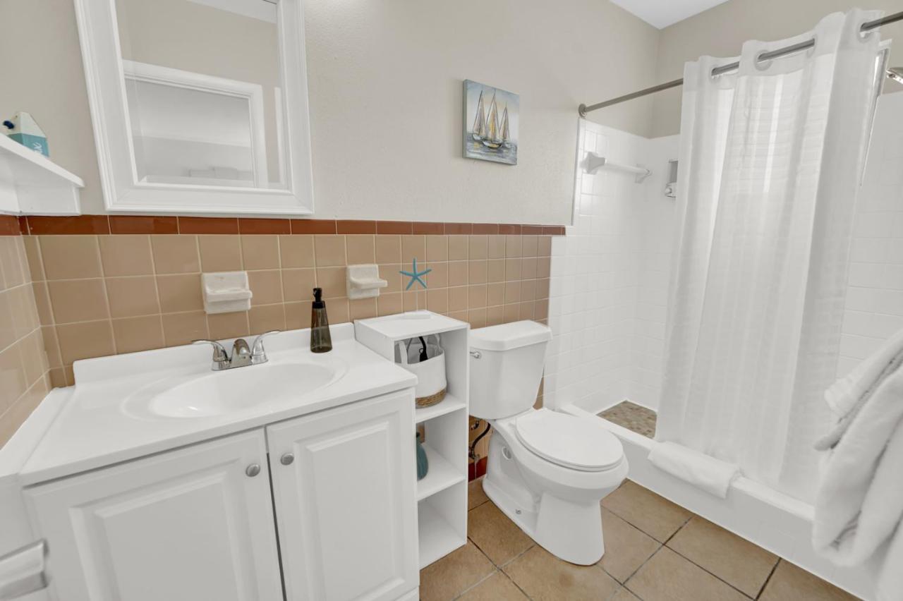 Sea Foam Suites Lower Grand Lagoon Екстериор снимка