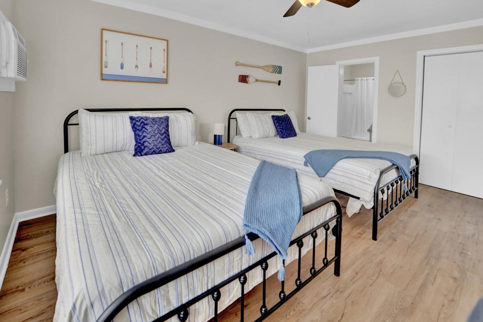 Sea Foam Suites Lower Grand Lagoon Екстериор снимка