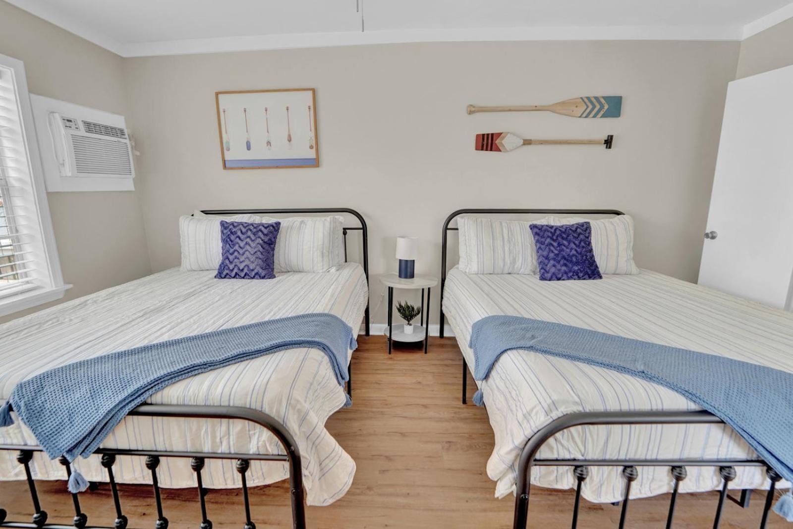 Sea Foam Suites Lower Grand Lagoon Екстериор снимка